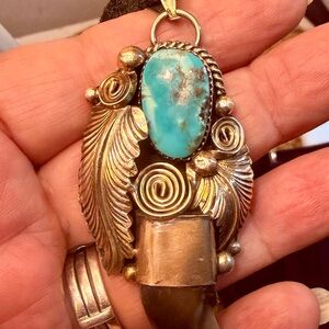 SOLD 💕💕Turquoise and silver Pendant Necklace